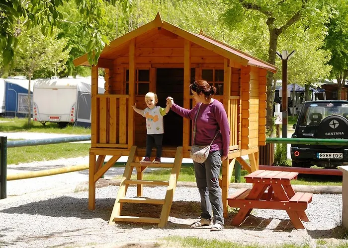 Кемпинг Camping Vall De Кампродон
